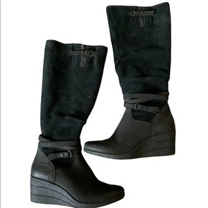 Ugg Wedge Boots - 8